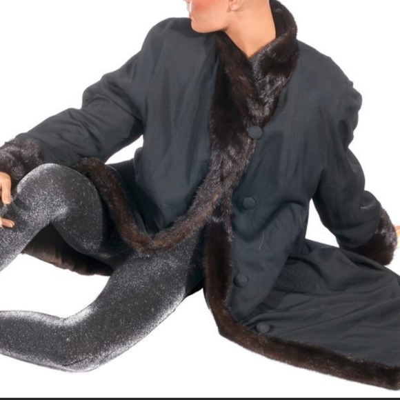 Reversible Sheared Mink Coat - Picture 4 of 9